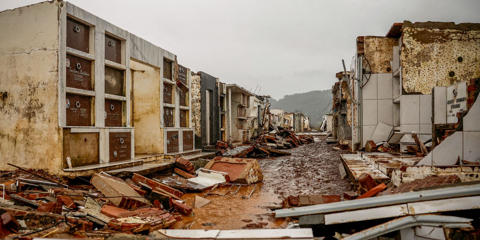 rs:-governo-dispensa-documentos-para-saque-calamidade-do-fgts