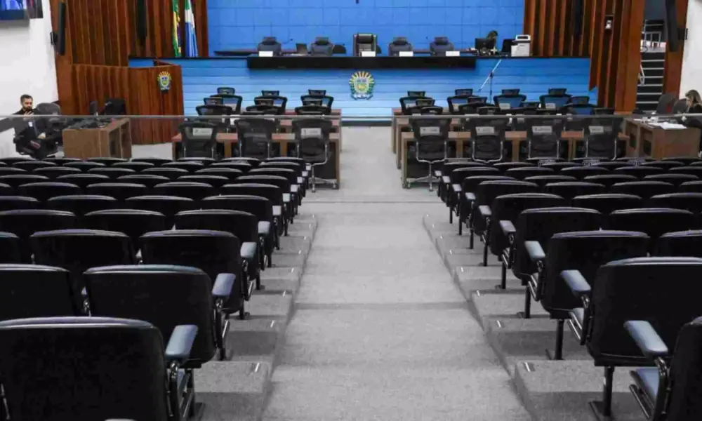 assembleia-legislativa-tera-ponto-facultativo-na-sexta-feira-com-quatro-dias-de-‘feriadao-prologando’