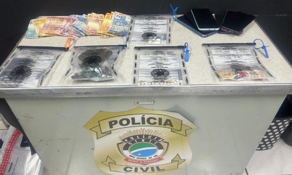 dois-sao-presos-com-dinheiro-e-drogas-em-'boca-de-fumo'-em-navirai