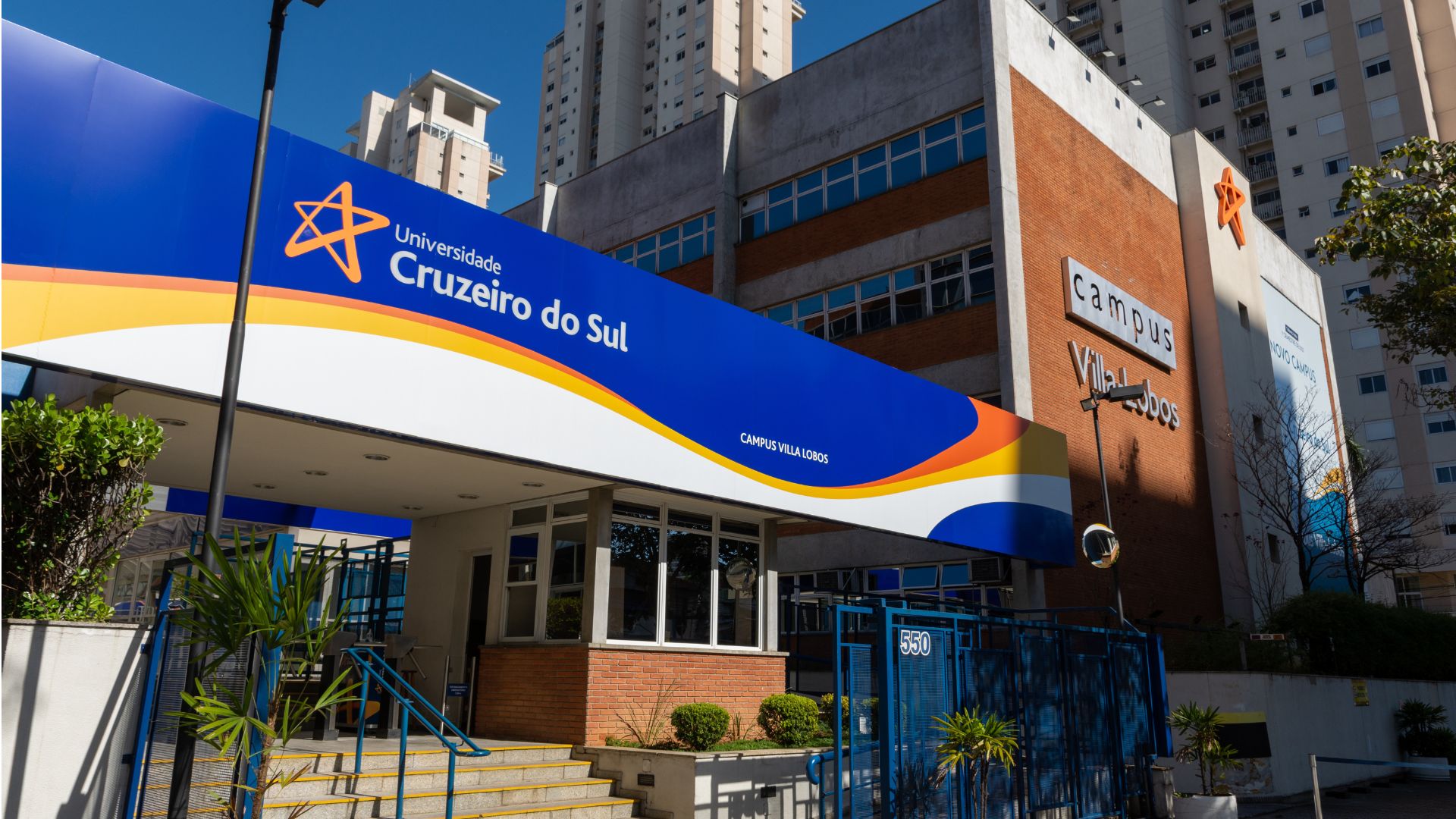 cruzeiro-do-sul-desembolsara-pelo-menos-r$-171-milhoes-por-faculdade-no-parana