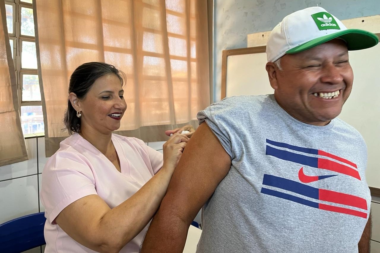 quase-20-mil-douradenses-podem-receber-a-segunda-dose-da-vacina-contra-dengue-|-portal-prefeitura-de-dourados