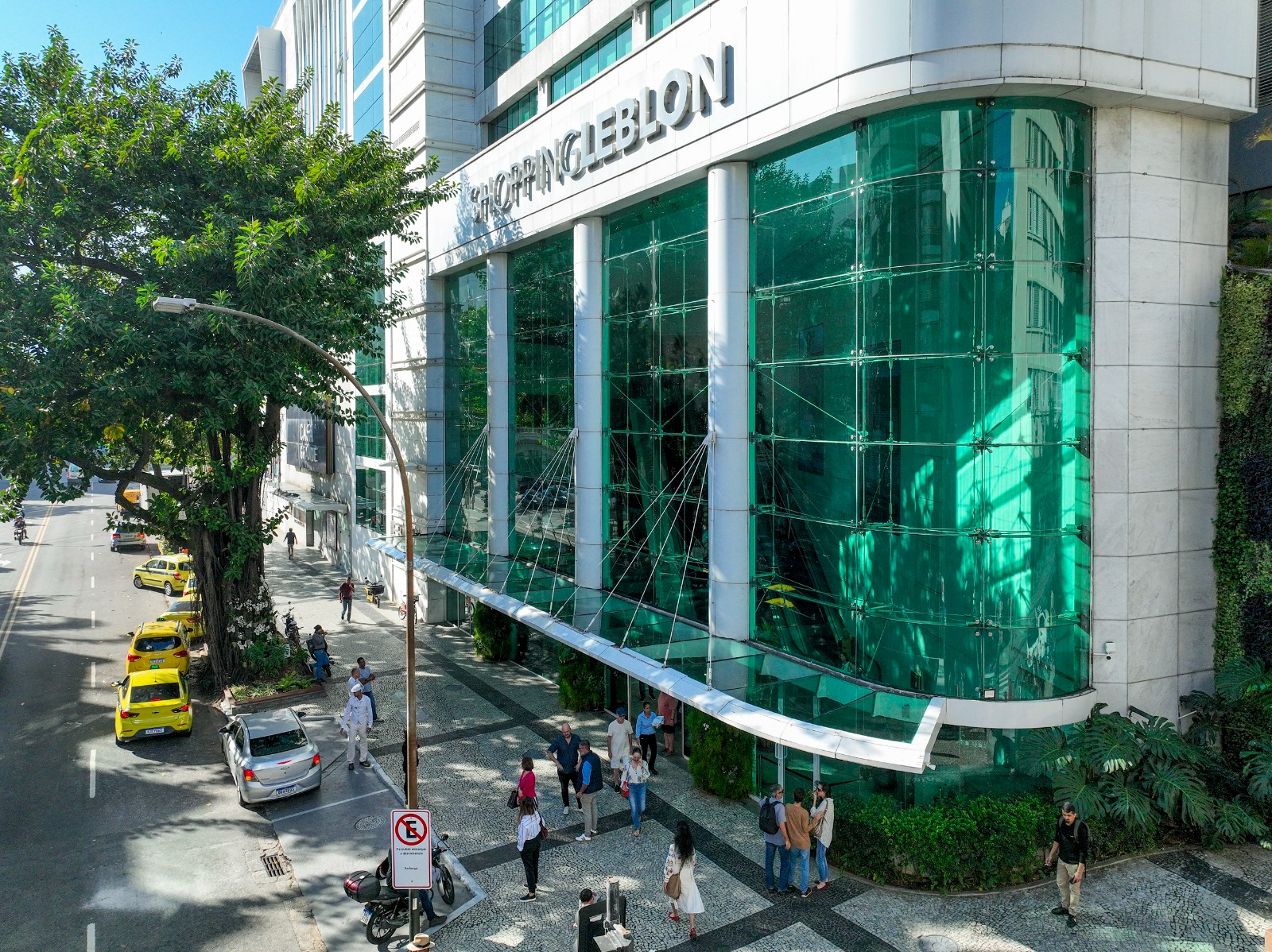 allos-(alos3)-suspende-negociacoes-para-comprar-15%-do-shopping-rio-sul