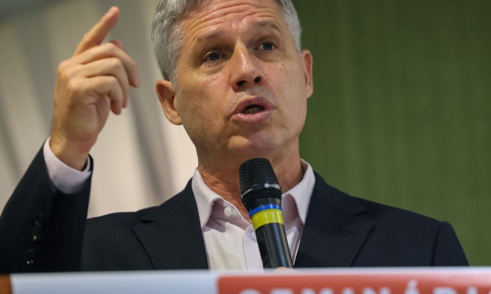 novo-edital-de-leilao-de-arroz-sai-em-ate-dez-dias,-diz-paulo-teixeira