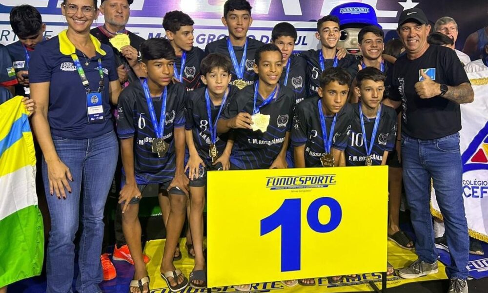 em-rosa-camara-conquista-titulo-no-futsal-dos-jogos-escolares-de-mato-grosso-do-sul-|-portal-prefeitura-de-dourados