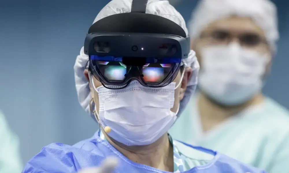 oculos-de-realidade-mista-e-usado-pela-1a-vez-no-brasil-para-remover-tumor-no-pulmao-–-folha-de-dourados-–-noticias-de-dourados-ms-e-regiao