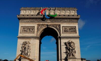 arco-do-triunfo-exibe-simbolo-paralimpico-a-2-meses-dos-jogos-de-paris