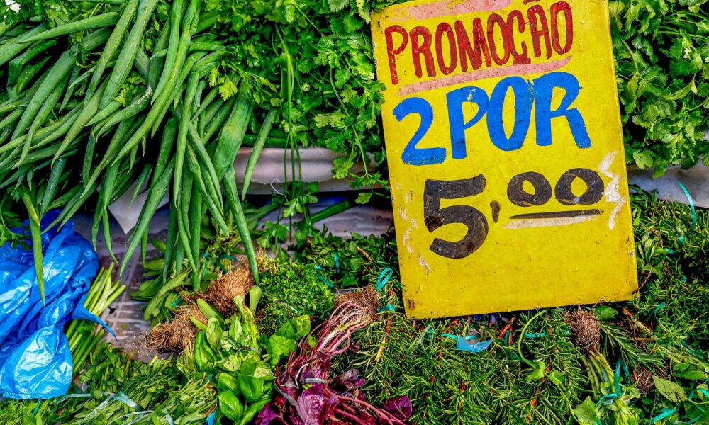 real-completa-30-anos-com-desafio-de-manter-poder-de-compra