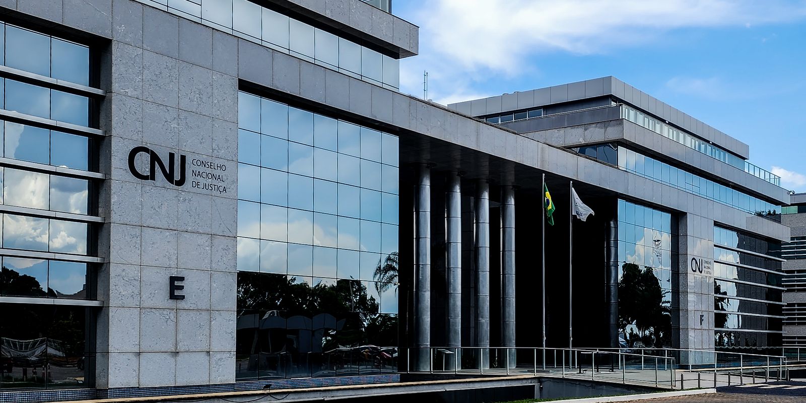 cnj-investigara-desembargador-que-negou-prioridade-a-advogada-gestante