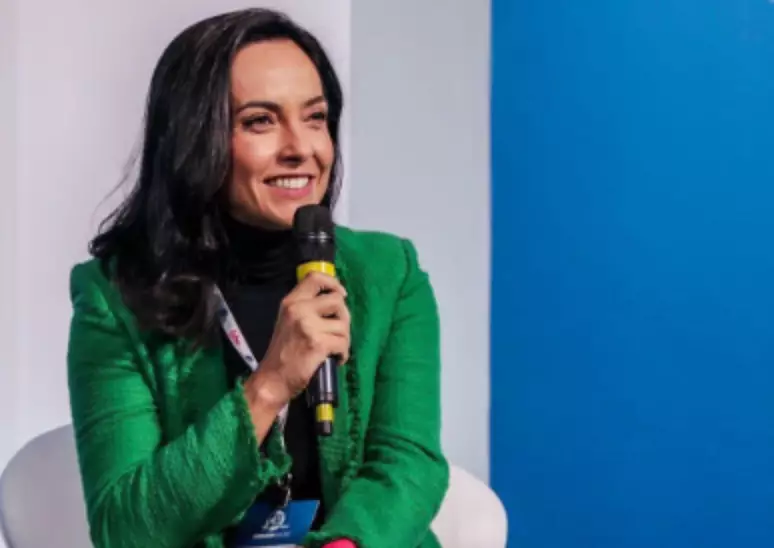 ex-globo-diz-que-nao-se-arrepender-de-trabalhar-no-governo-bolsonaro,-mas-que-‘nao-era-para-ela’-–-folha-de-dourados-–-noticias-de-dourados-ms-e-regiao