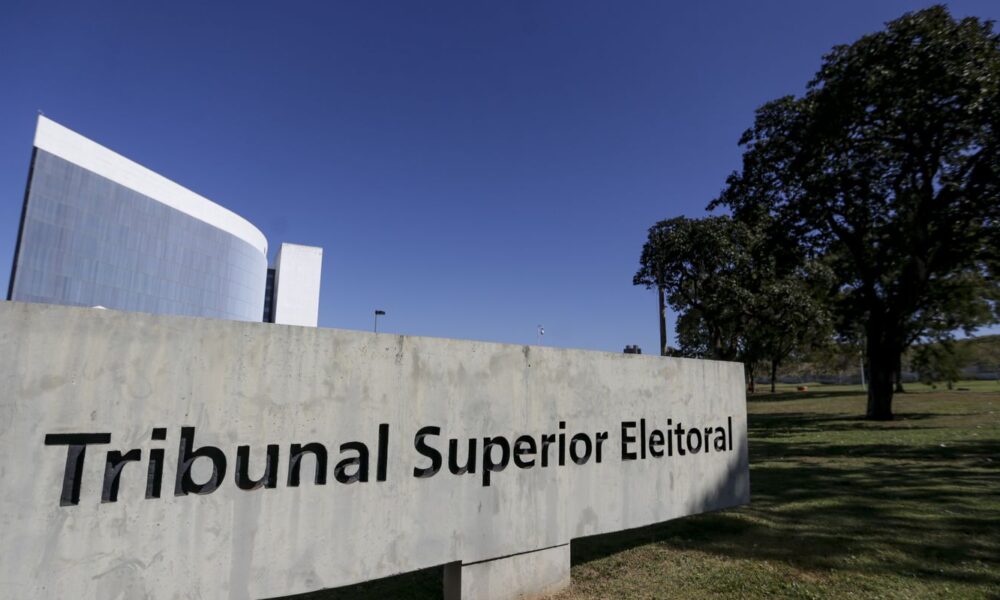 candidato-pode-usar-marca-de-empresa-privada-em-nome-de-urna,-diz-tse