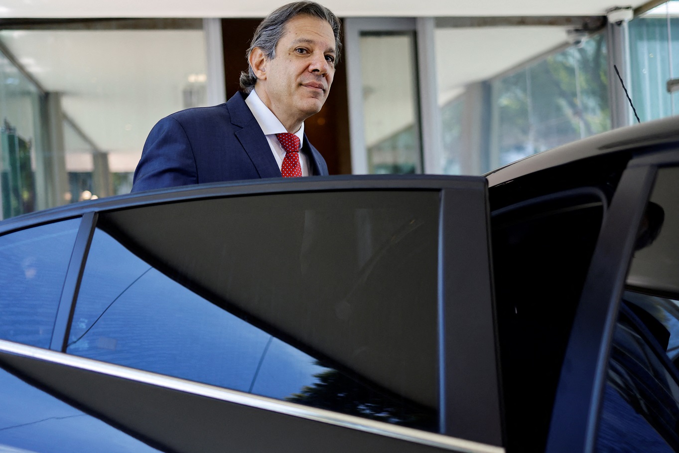 haddad:-lula-determinou-cumprimento-do-arcabouco-fiscal-e-autorizou-corte-de-r$-26-bi