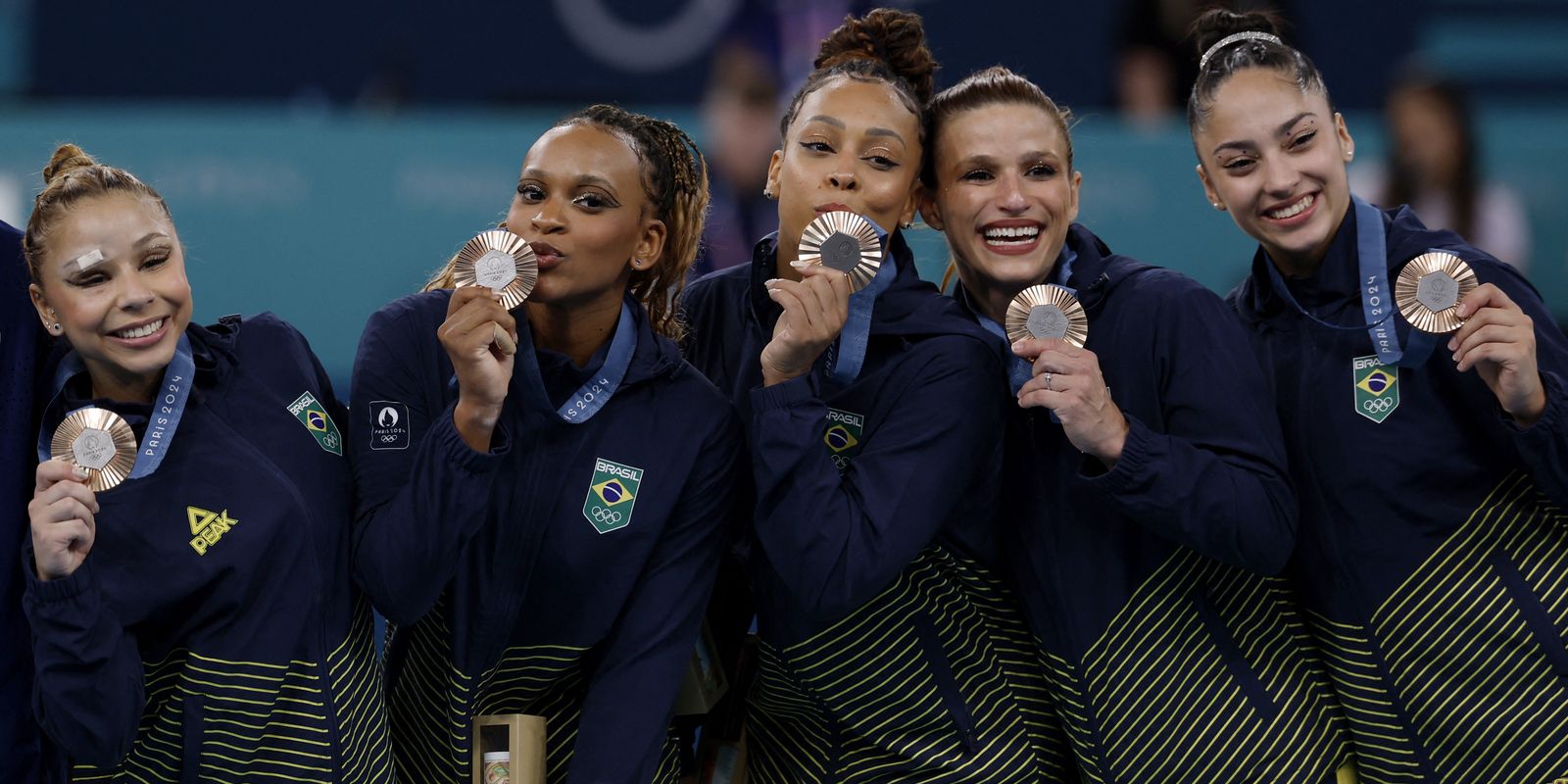 equipe-feminina-conquista-bronze-na-ginastica-artistica-em-paris