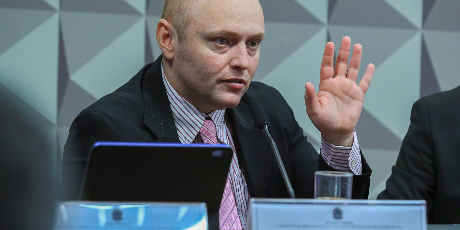 delgatti-e-condenado-por-injuria-contra-bolsonaro-em-depoimento