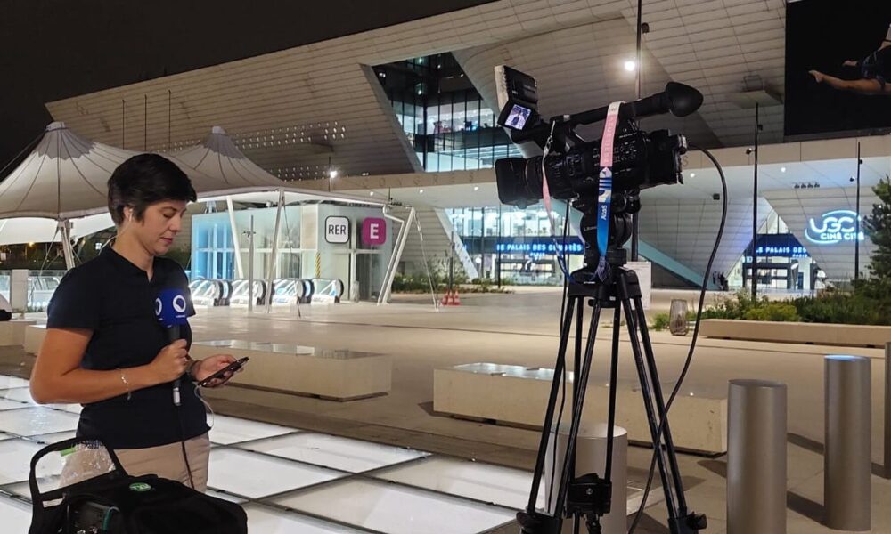 governo-classifica-como-inaceitavel-assedio-a-reporter-da-ebc-em-paris