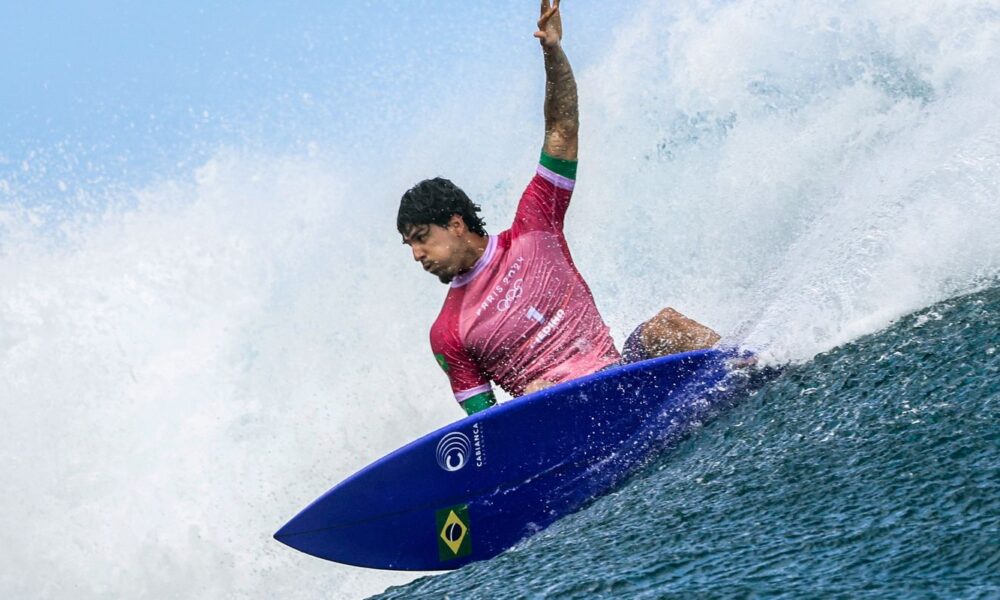 medina-perde-para-australiano-e-fica-fora-da-final-do-surfe