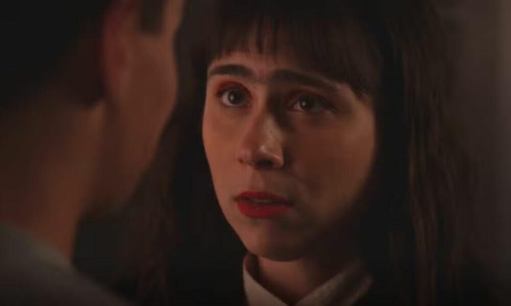 familia-e-tudo:-jupiter-e-esfaqueado-por-memo,-mas-consegue-salvar-lupita