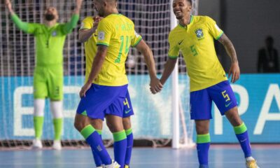 futsal:-brasil-goleia-costa-rica-e-chega-as-quartas-da-copa-do-mundo