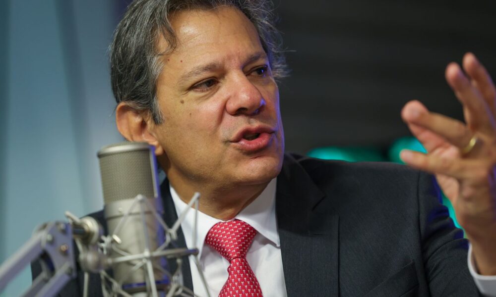 “chegou-a-hora-de-colocar-ordem-nisso”,-diz-haddad-sobre-bets