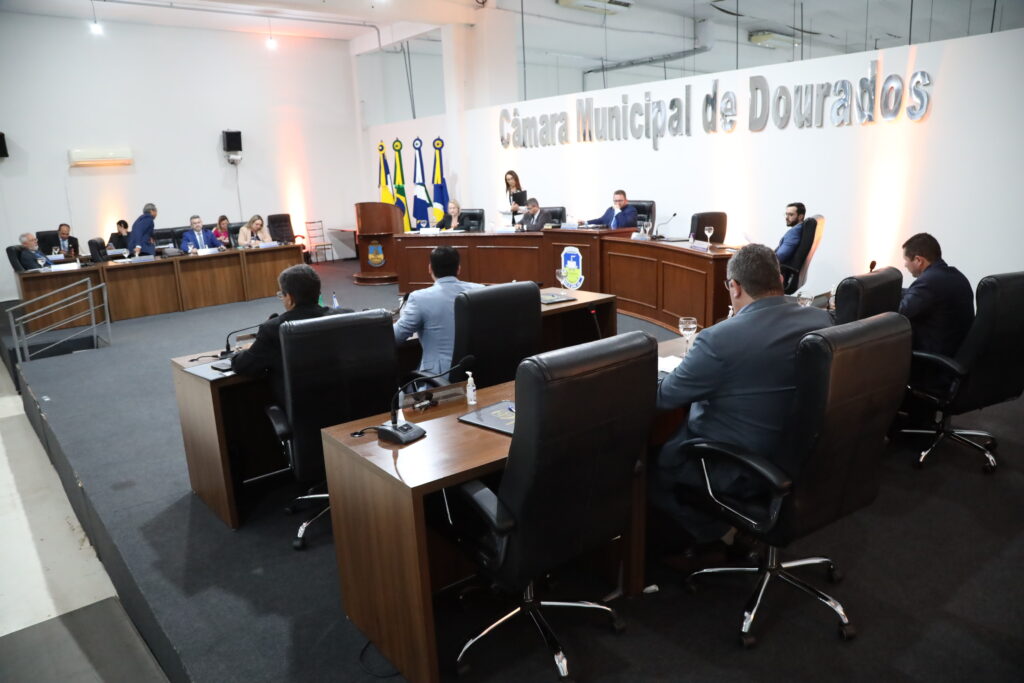 camara-de-dourados-faz-adequacoes-e-tera-sessoes-nos-dias-21-e-23-de-outubro-–-folha-de-dourados-–-noticias-de-dourados-ms-e-regiao