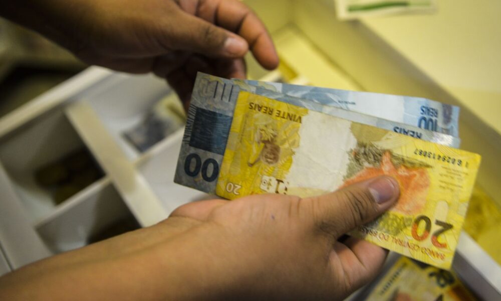 mercado-financeiro-eleva-previsao-da-inflacao-de-4,39%-para-4,5%