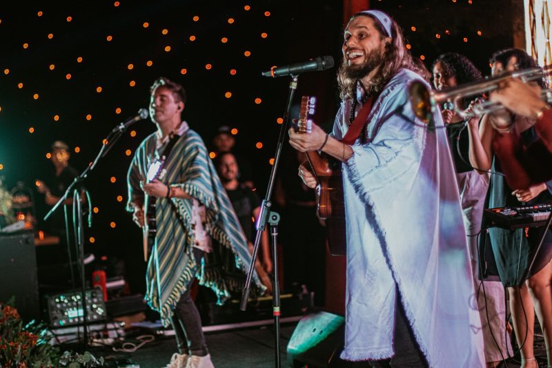 dourados:-nestor-lo-y-los-caminantes-e-atracao-internacional-do-festop-ii-edicao-–-folha-de-dourados-–-noticias-de-dourados-ms-e-regiao