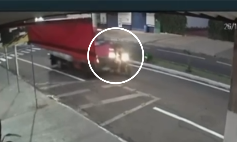 video:-caminhoneiro-que-atropelou-motociclista-e-fugiu-em-ivinhema-e-localizado 