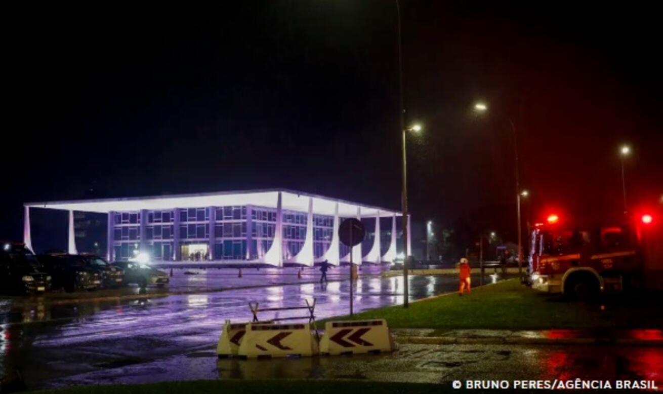 drone-caiu-perto-da-camara-e-ha-suspeita-de-que-homem-que-morreu-esteve-no-congresso