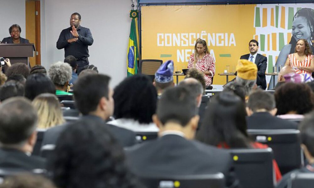brasil-pede-desculpas-oficiais-pela-escravizacao-das-pessoas-negras