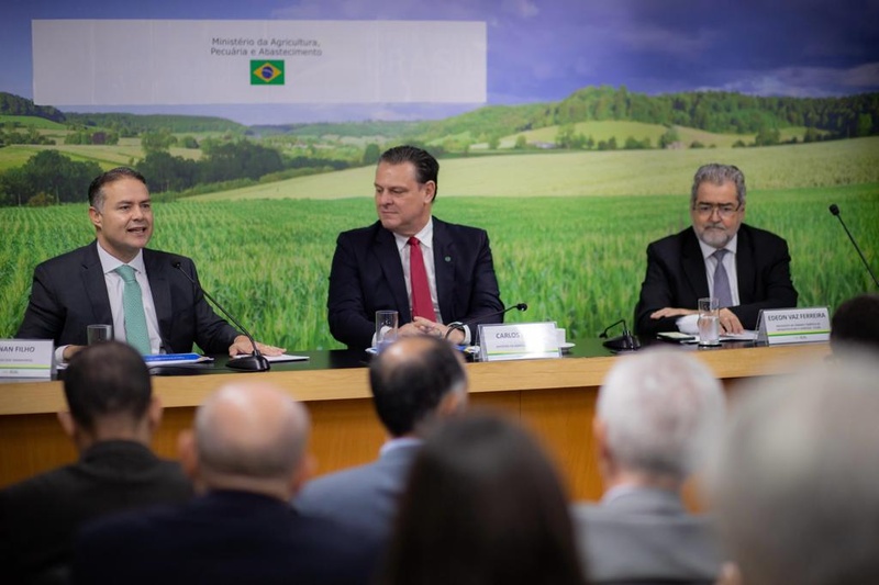ministro-da-agricultura-apoia-produtores-de-carne-contra-o-carrefour-–-folha-de-dourados-–-noticias-de-dourados-ms-e-regiao
