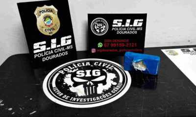 mulher-e-presa-por-policiais-do-sig-com-tablete-de-cocaina-em-hotel-de-dourados