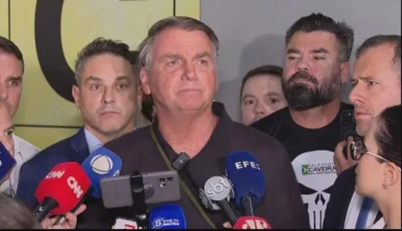 bolsonaro:-'nao-se-da-golpe-com-um-general-da-reserva-e-meia-duzia-de-oficiais'