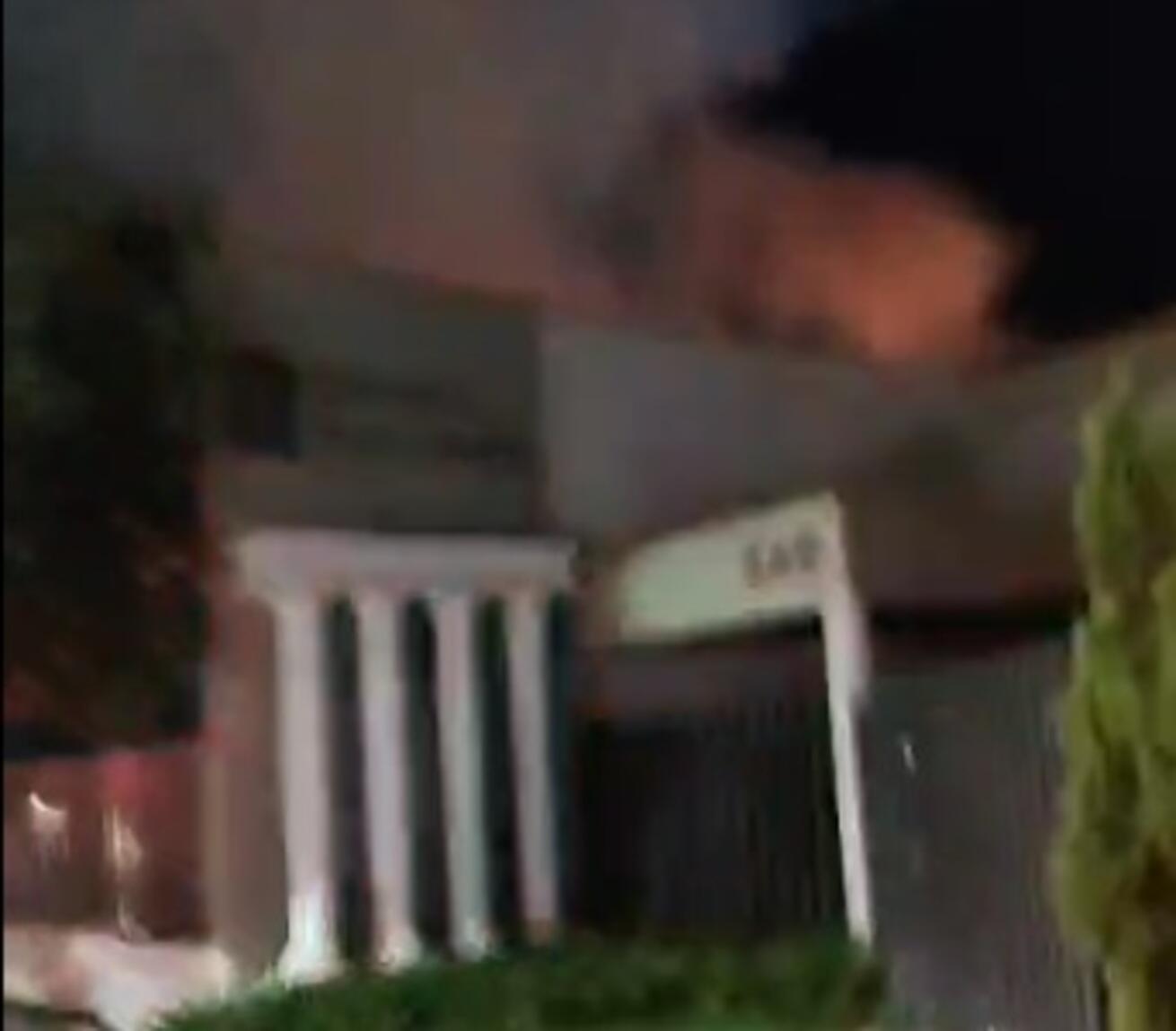 bombeiros-combatem-incendio-em-residencia-em-tres-lagoas