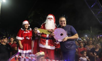 dourados-brilha-2024-comeca-com-queima-de-fogos-e-chegada-do-papai-noel-|-portal-prefeitura-de-dourados