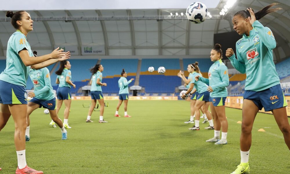 com-indicadas-a-premio-da-fifa,-brasil-reve-australia-em-amistoso