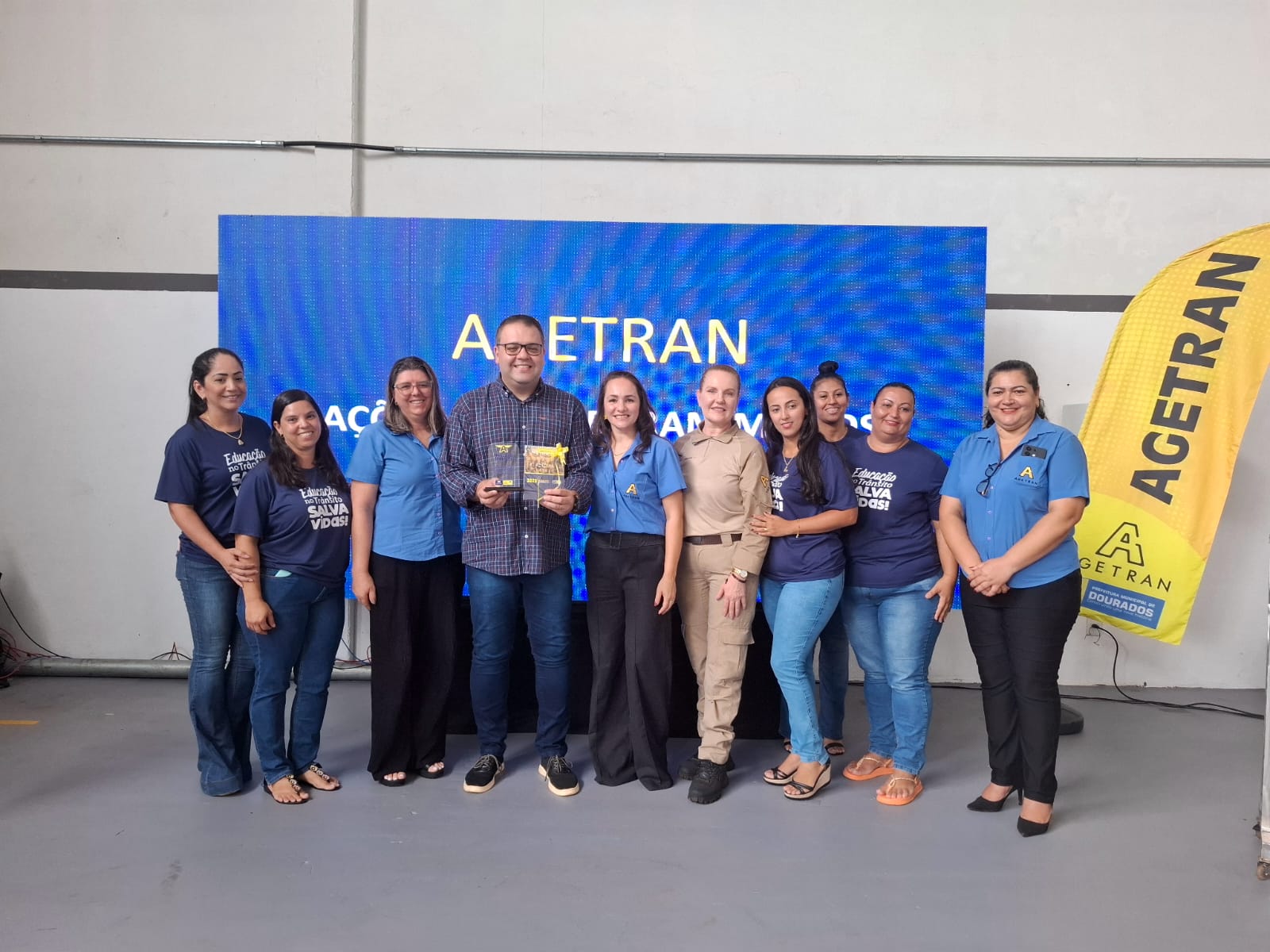 agetran-encerra-atividades-pedagogicas-2024-da-escola-de-transito-com-homenagens-a-parceiros-|-portal-prefeitura-de-dourados