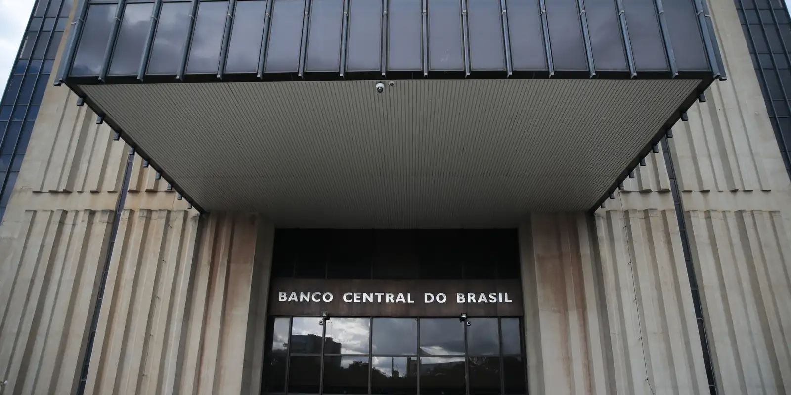 estoque-de-credito-no-brasil-sobe-1,2%-em-novembro,-diz-bc