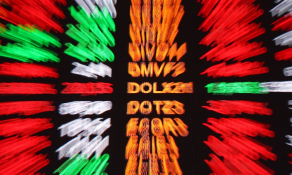 bolsa-fecha-ano-com-indice-proximo-ao-do-comeco-da-pandemia-de-covid