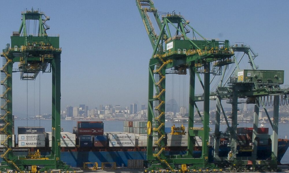 balanca-comercial-tem-superavit-de-us$-74,55-bilhoes-em-2024
