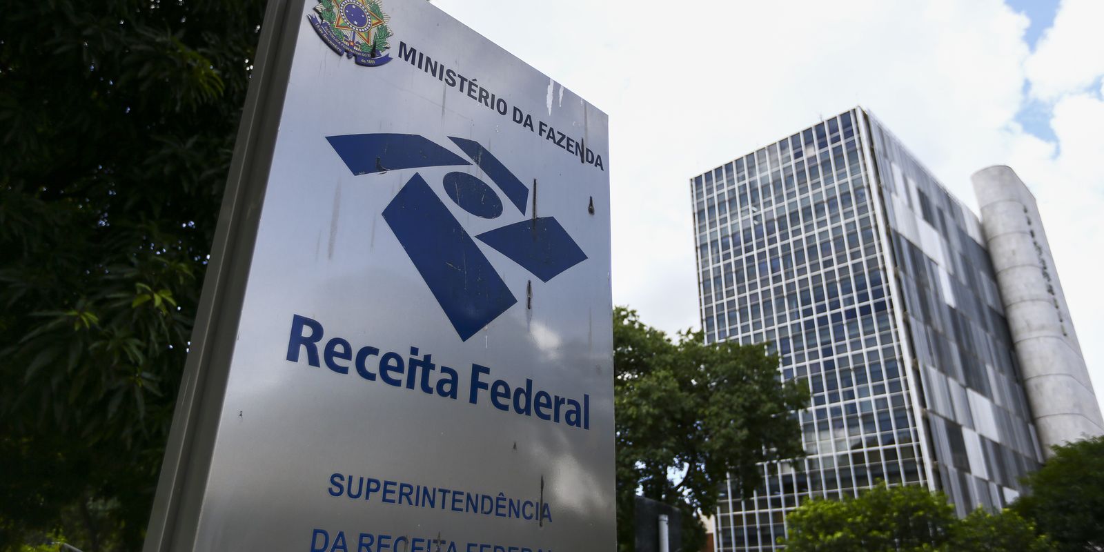 receita-esclarece-que-nao-cobrara-imposto-por-pix