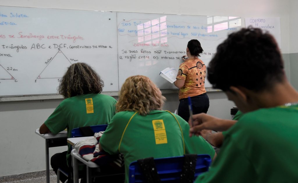 segunda-etapa-de-pre-matriculas-das-escolas-estaduais-comeca-nesta-segunda-feira-–-folha-de-dourados-–-noticias-de-dourados-ms-e-regiao