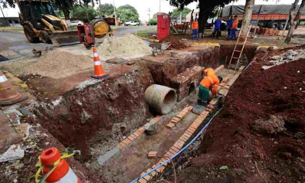 dourados-inicia-obra-que-pode-solucionar-problemas-com-inundacoes-no-parque-alvorada