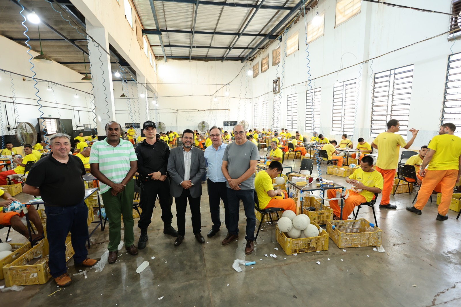 prefeitura-e-conselho-viabilizam-uniformes-em-programa-de-ressocializacao-–-portal-prefeitura-de-dourados