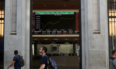 bolsa-sobe-quase-2%-e-atinge-maior-nivel-em-um-mes-e-meio
