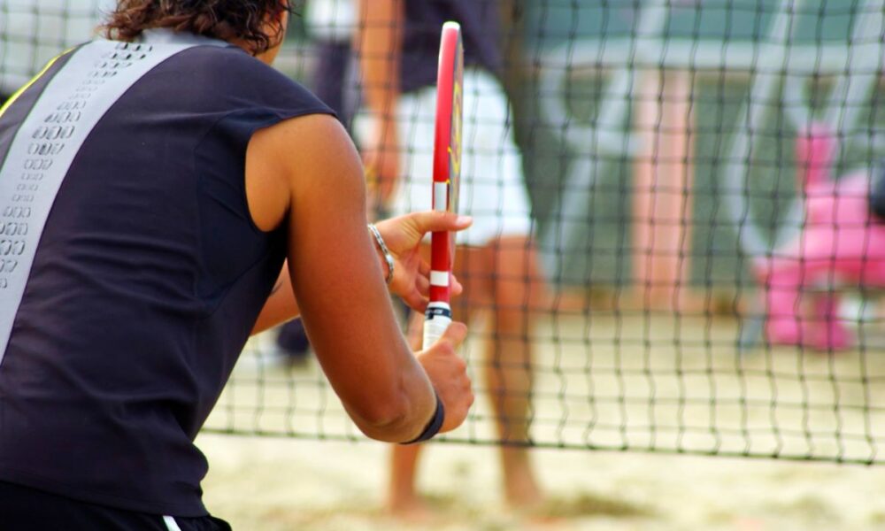 prefeitura-e-ufgd-oferecem-vagas-para-adolescentes-em-projeto-de-beach-tennis-–-portal-prefeitura-de-dourados
