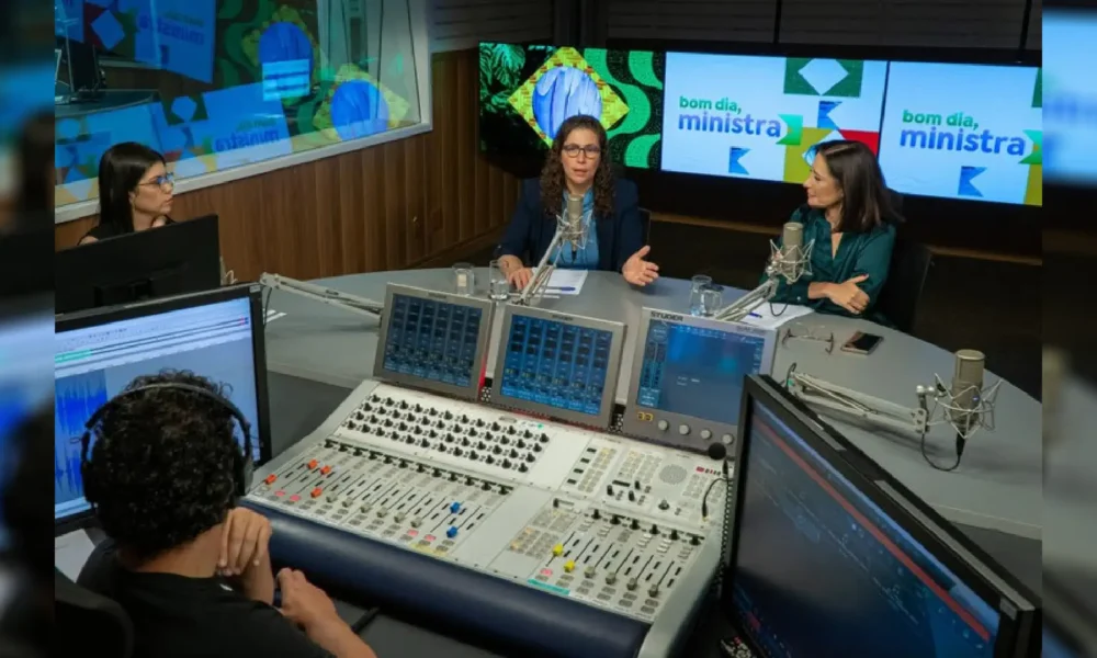 ministra-comemora-resultados-do-concurso-unificado-e-antecipa-novo-edital-para-2025