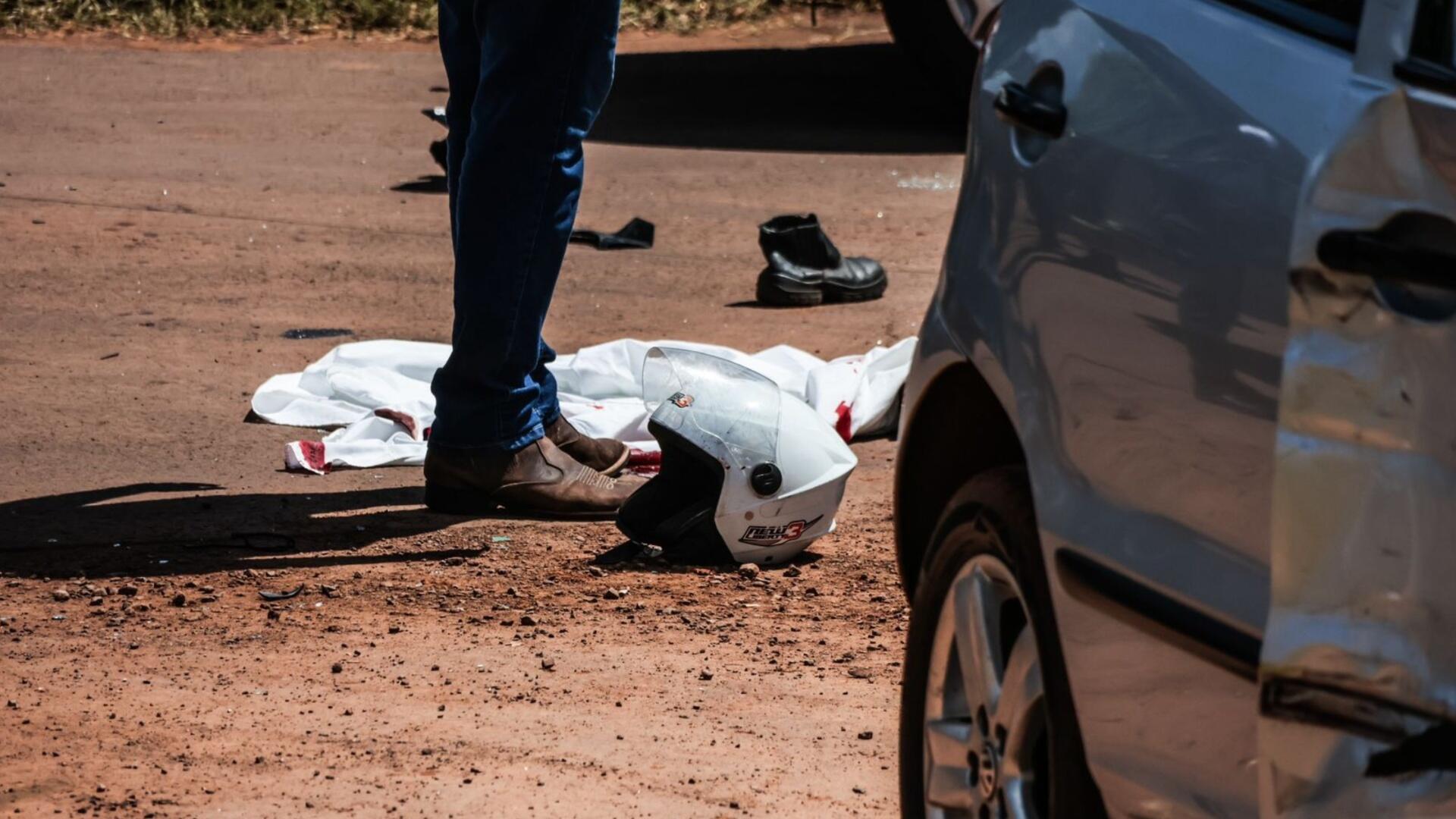 motociclista-de-aplicativo-morre-em-acidente-com-carro-no-santa-emilia-em-campo-grande