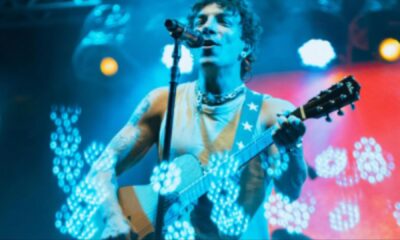 so-com-a-voz-e-o-violao,-di-ferrero-relembra-sucesso-antigo