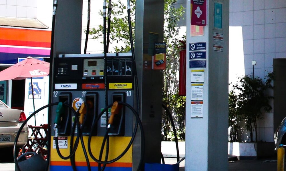 brasil-vende-mais-de-133-bilhoes-de-litros-de-combustiveis-em-2024