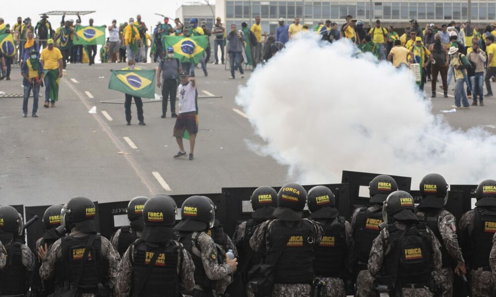 denuncia-contra-bolsonaro-influencia-projeto-da-anistia-no-congresso
