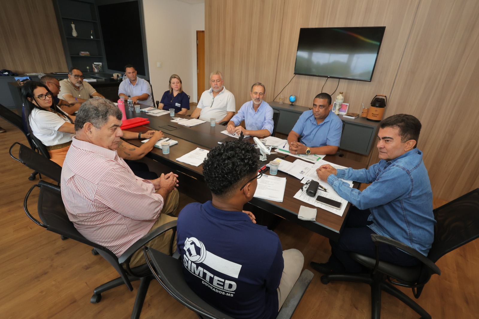 prefeitura-de-dourados-inicia-dialogo-com-servidores-da-educacao-–-portal-prefeitura-de-dourados